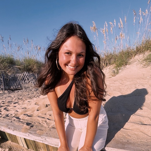 carolinejohn4